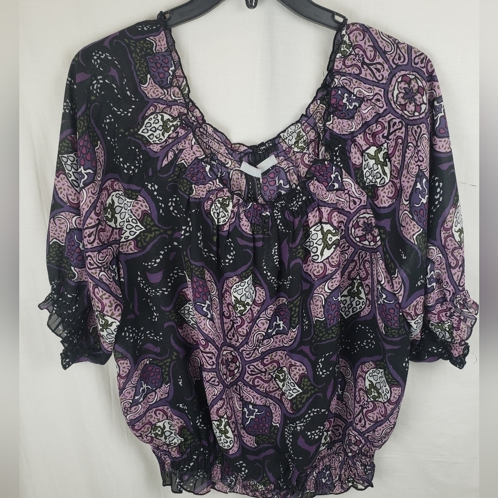 Violet & Claire Black Floral Sinched Hem Short Sleeve Shirt Sz L
